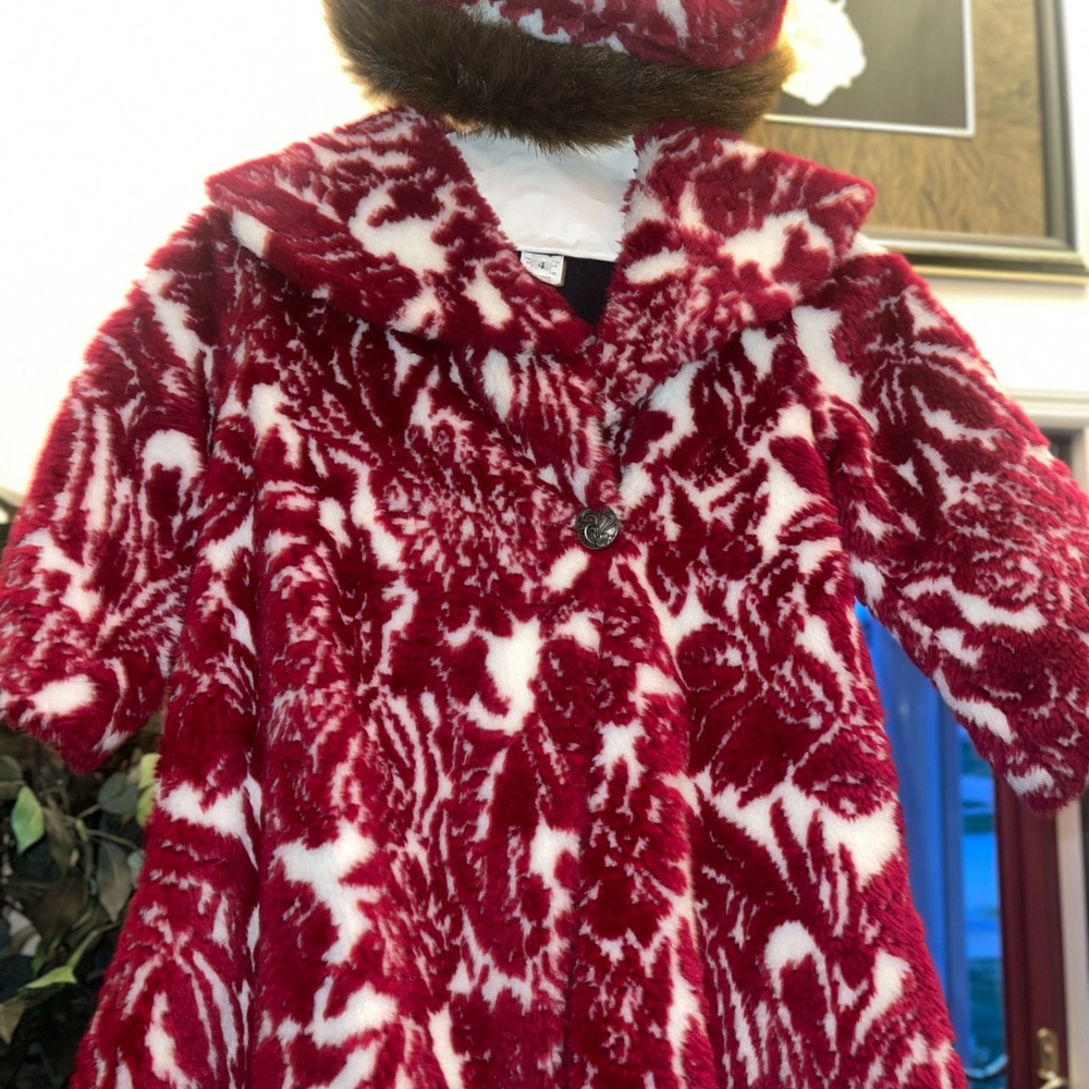 Warm Fur coat matching Hat